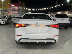 نیسان سێنترا